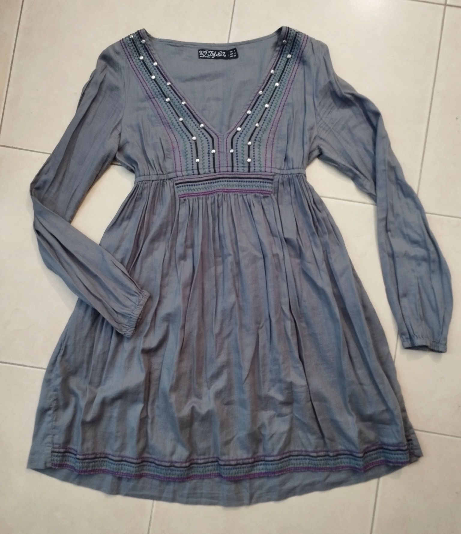 Vestido cinza da Zara