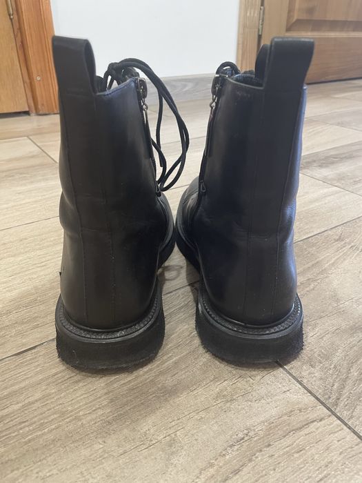 Жіночі черевики шкіряні