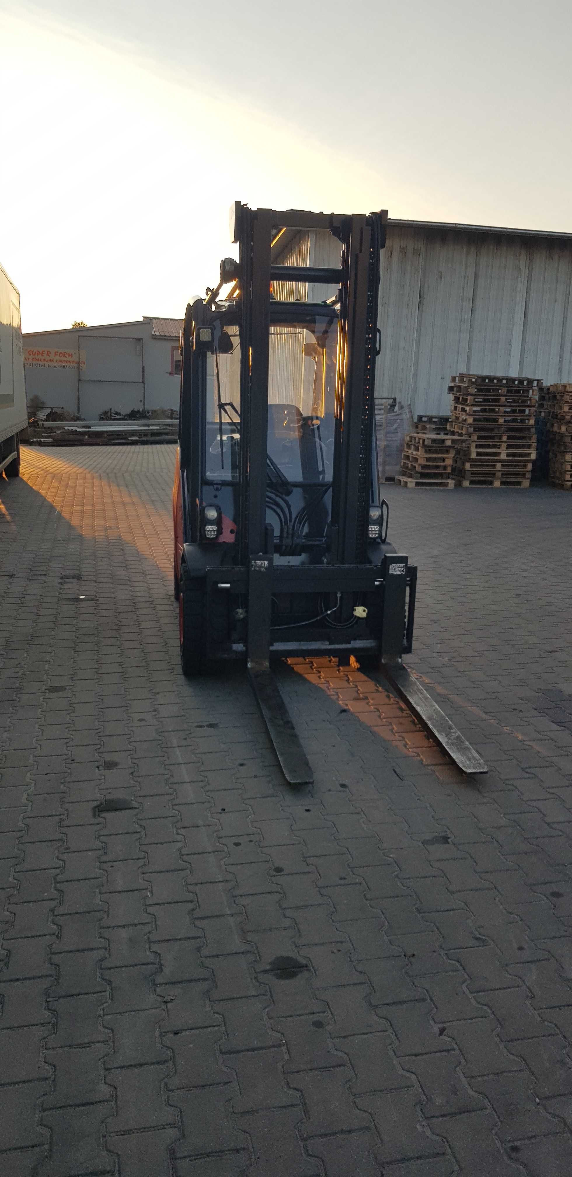 Linde H35T-02 EVO 2017 rok 3,5 tony przesuw boczny