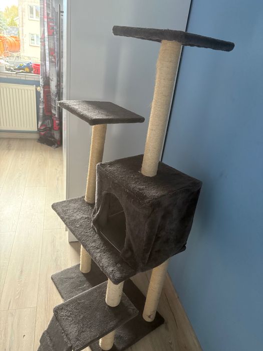 Legowisko z drapakiem