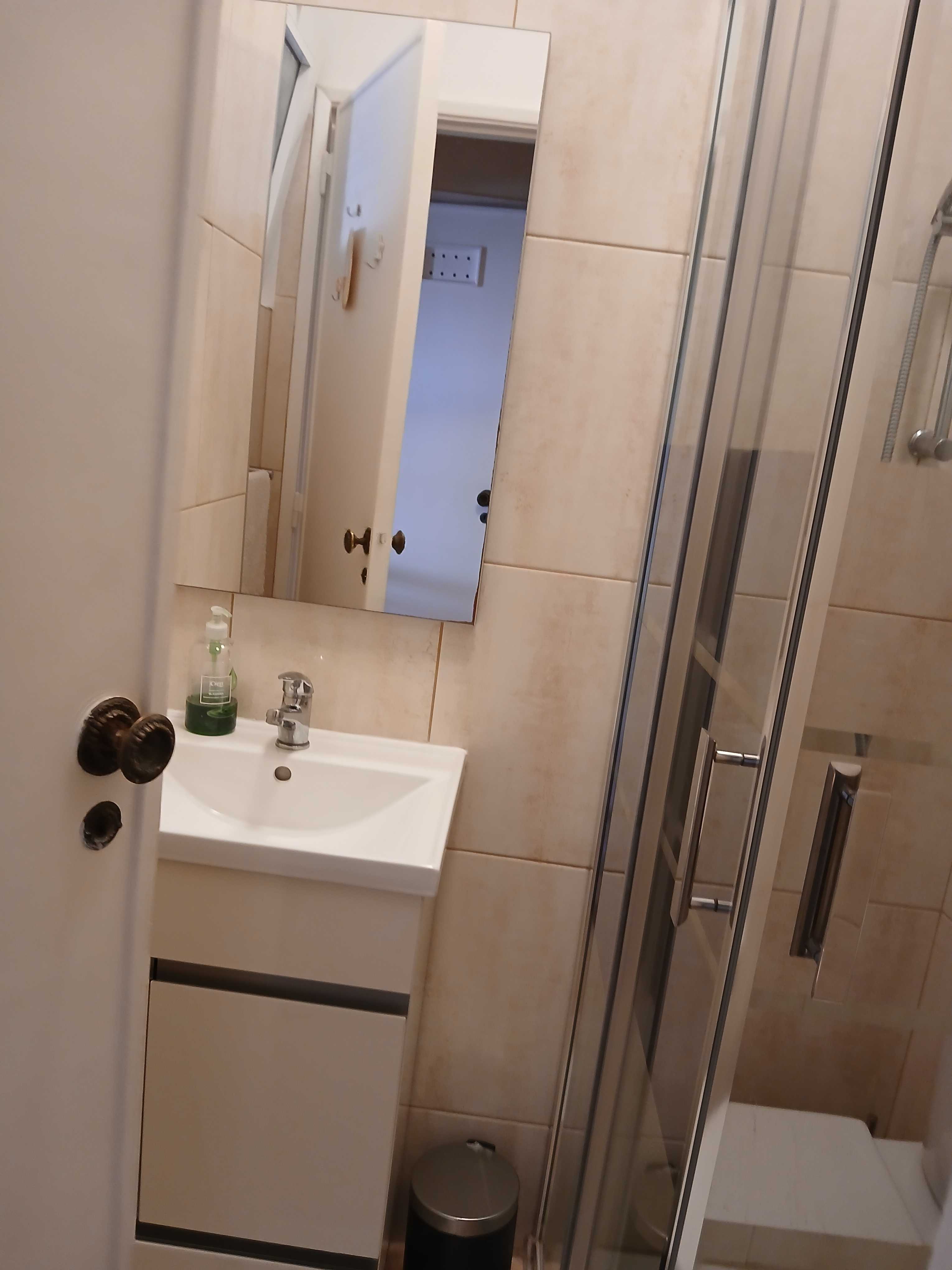 Quarto para alugar estudante/trabalhadora