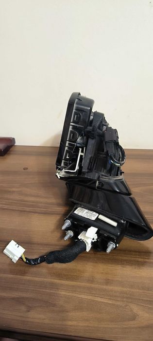 Ліве дзеркало Hyundai Santa Fe 2019 з камерою 87610S2280