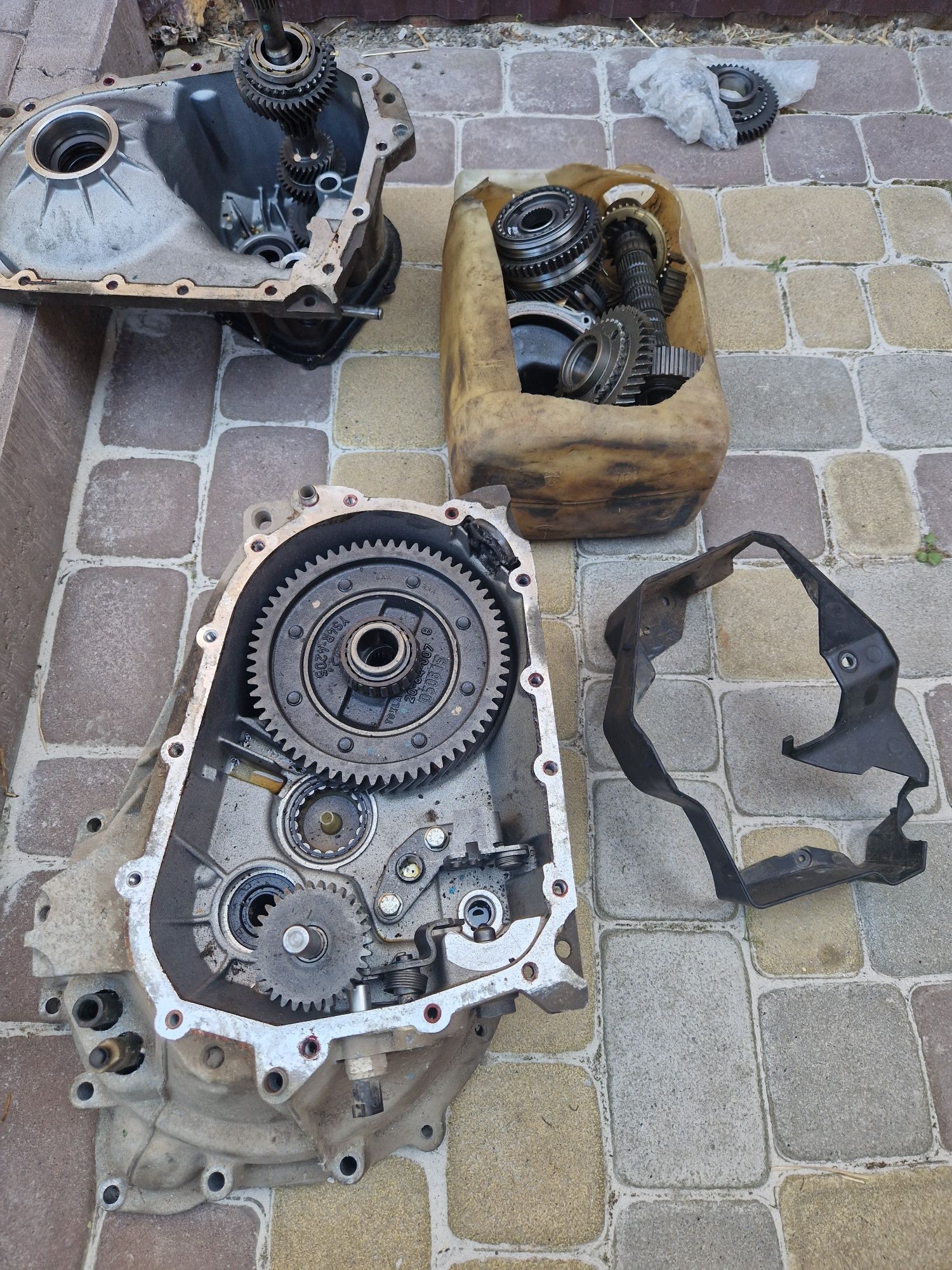 Коробка передач МКПП Ford Fiesta mk7 (E3BR-7F096-BC)