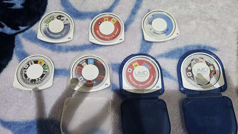7 jogos raros psp e 3 capas