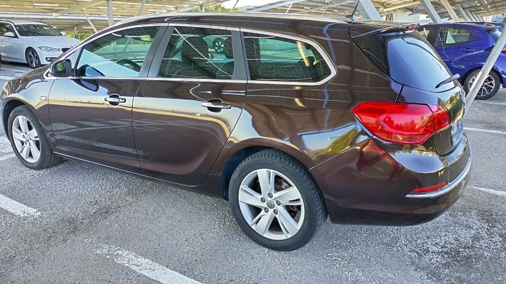 Opel Astra Sport Tourer 2015