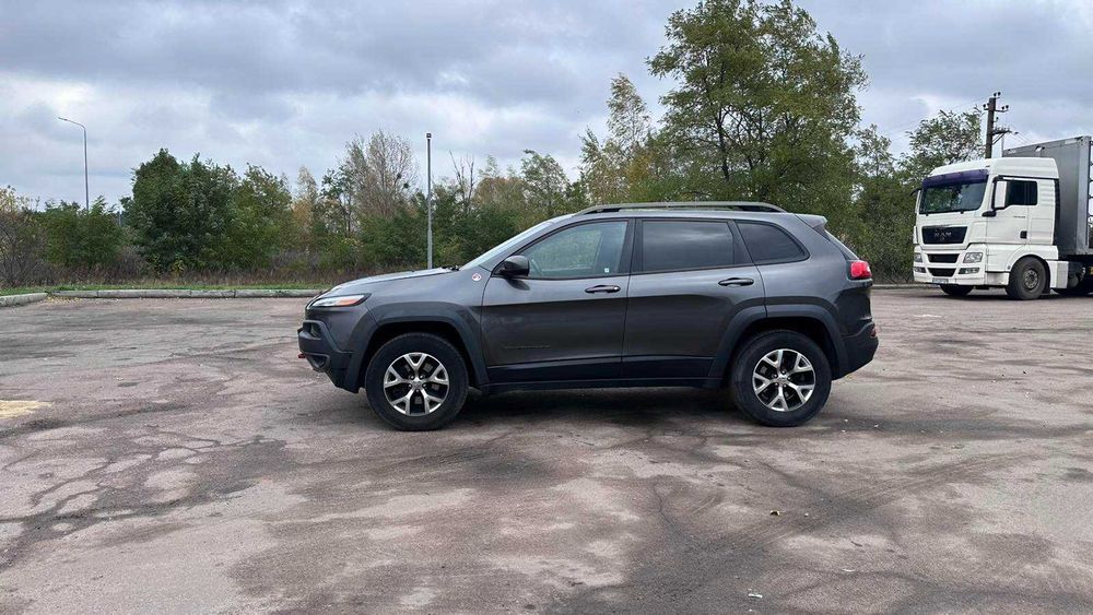 Продам Jeep Cherokee 2017