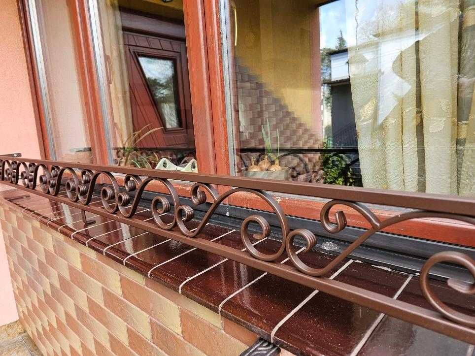 Kwietnik płotek barierka na parapet zewnętrzny do skrzynki 009