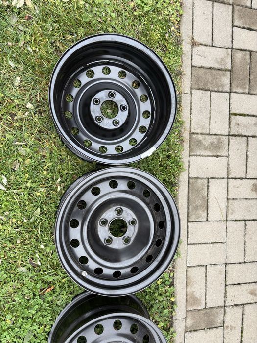 Felgi stalowe 16, 5x114.3 7J z czujnikami cisnienia powietrza