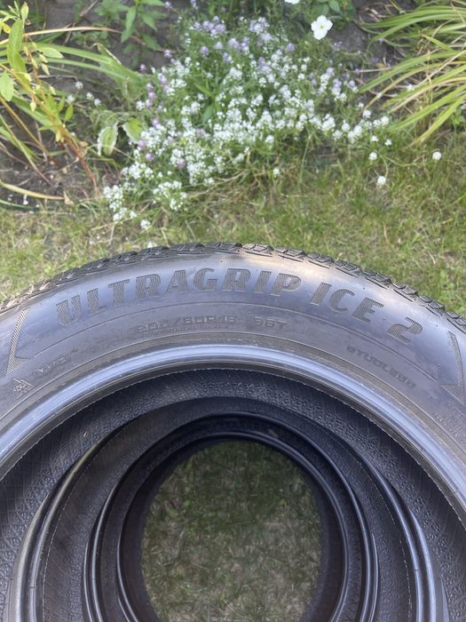 Шины 205/60/R16 Good&Year Ultragrip Ice 2