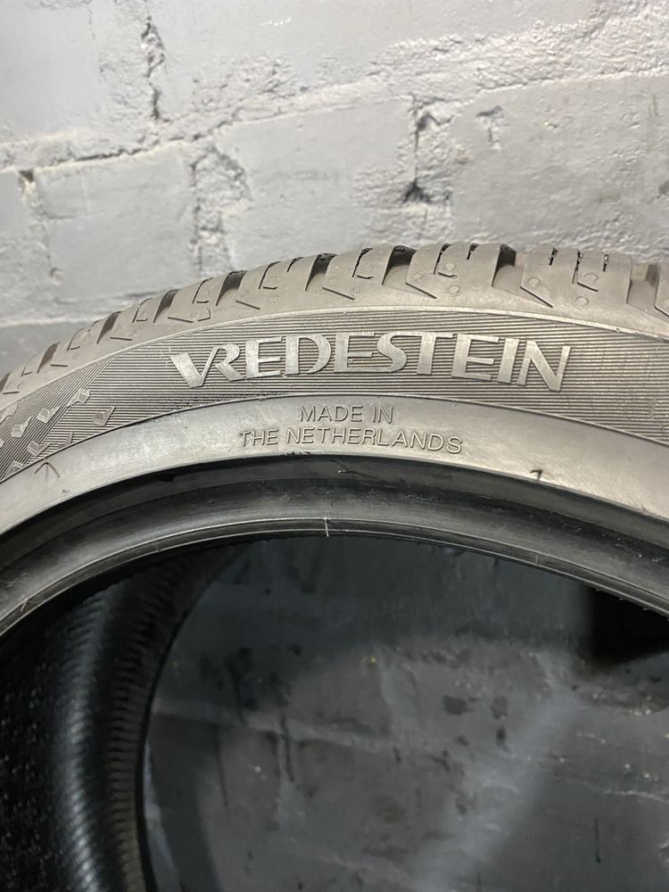 2шт 205/45 R17 Vredestein Quatrac 5