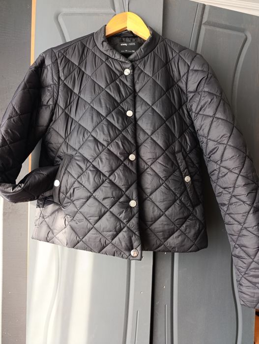 Лот весняно осіннього верхнього одягу хс-м