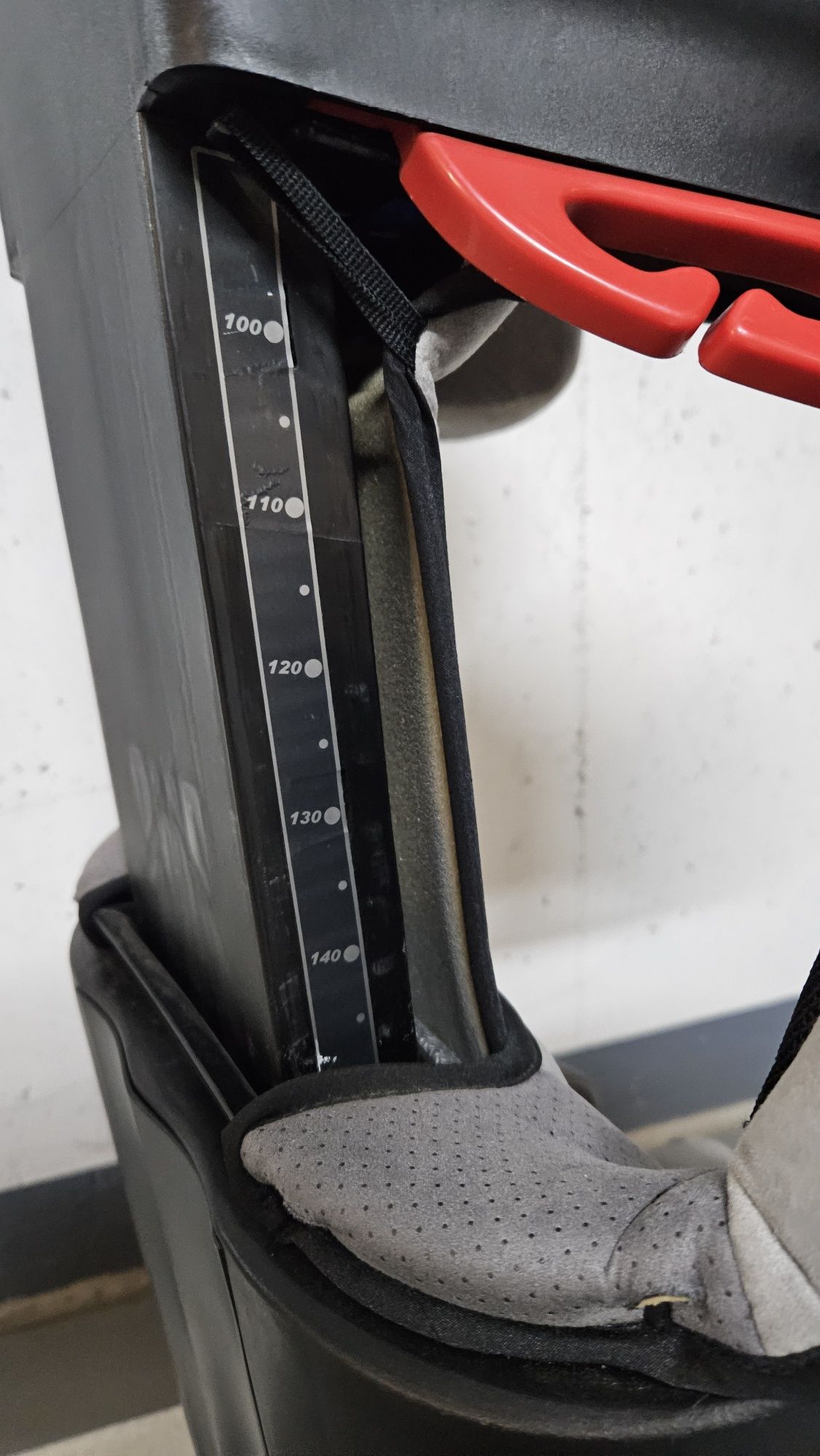 Fotelik samochodowy Recaro Monza Nova 15-36 kg