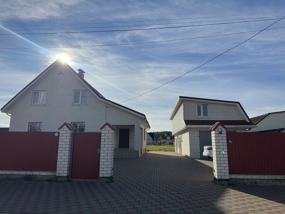 Будинок 200м2/20соток/ліс/школа/асвальтована дорога з ремонтом