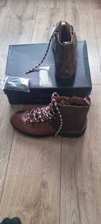 Tommy Hilfiger buty zimowe