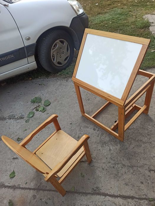 Столик детский ученический