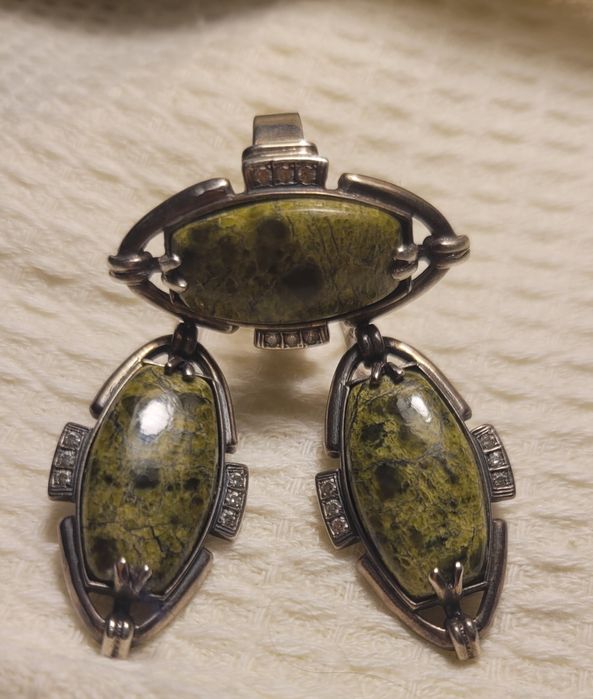 Гарнітури зі срібла