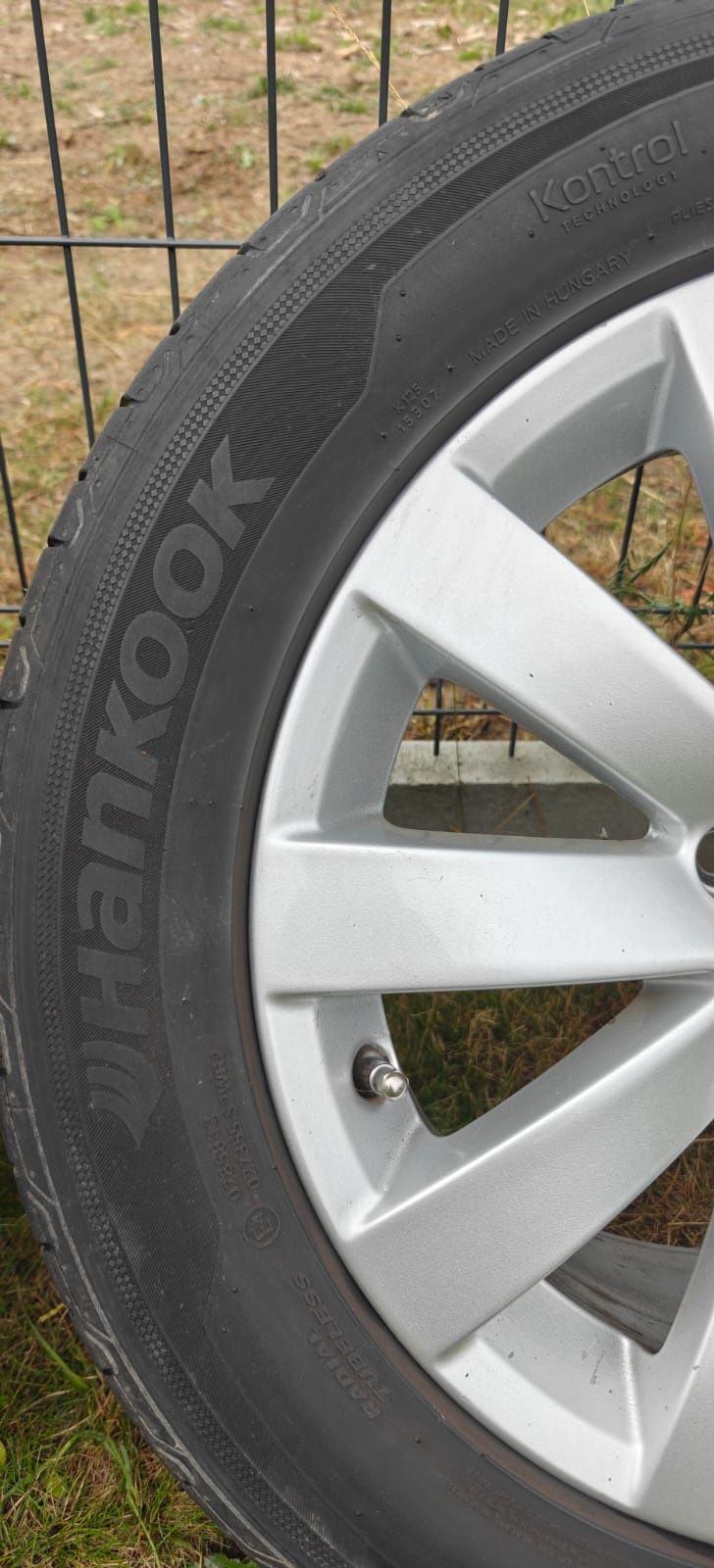 Koła Hankook VP 3 + felgi VW 3AA601025J - 215/55/16