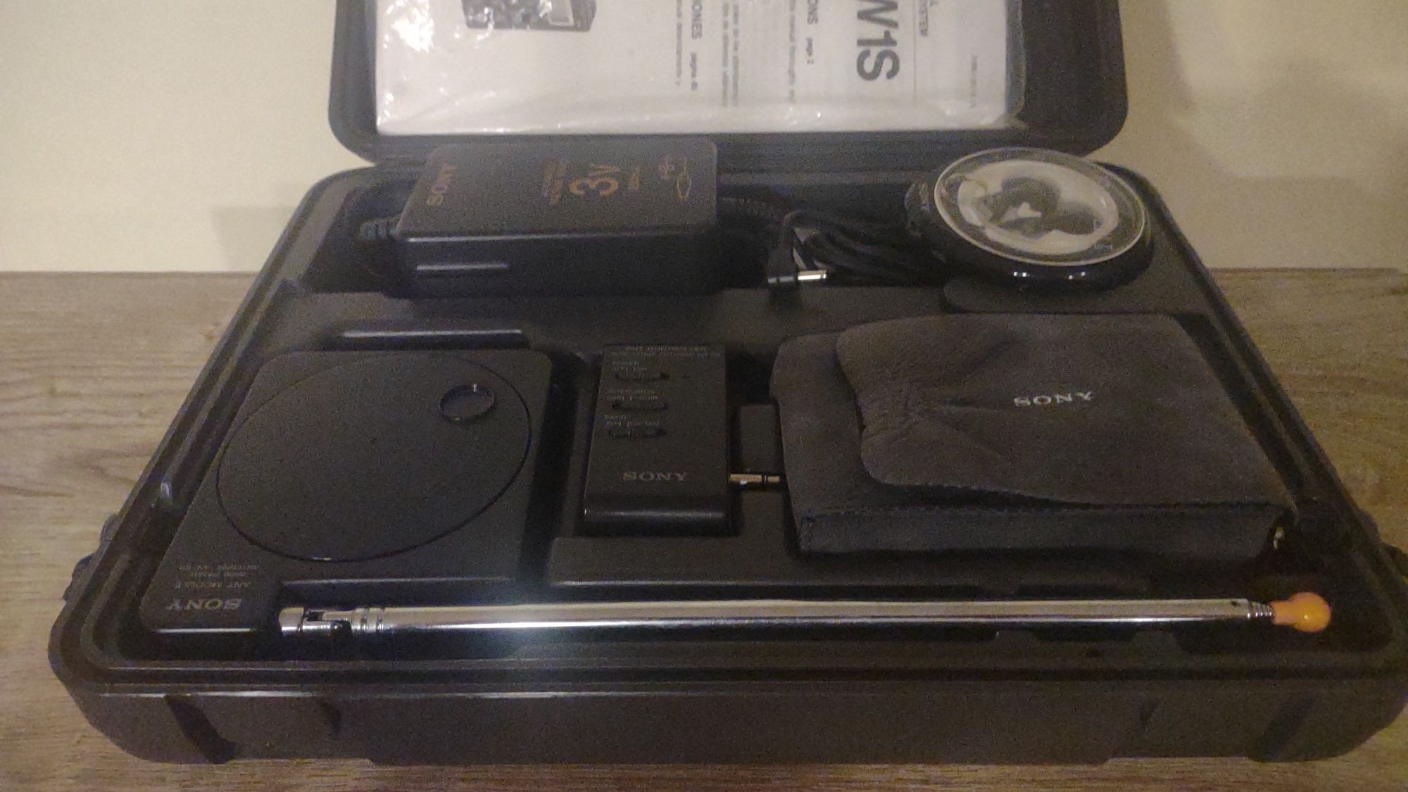 Radio Sony ICF-SW1S