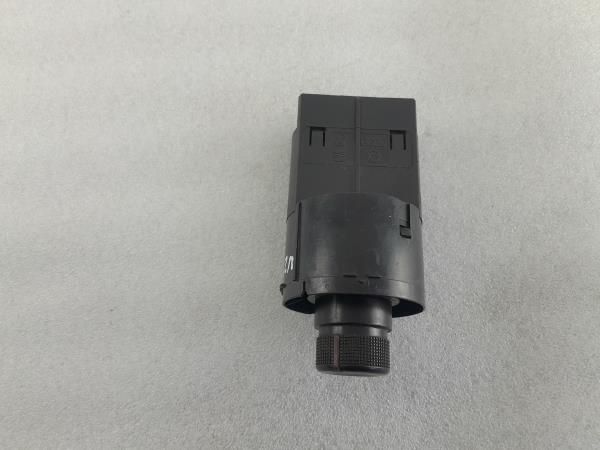 Botão / interruptor de luzes SEAT Ibiza III (6L1)