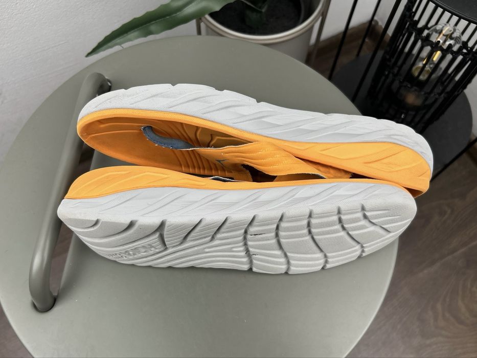 Оригінал! Тапочки шльопки Hoka Ora Recovery 44 розмір М05982
