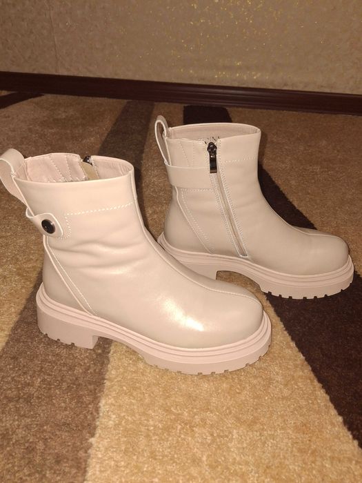 Зимові жіночі черевики