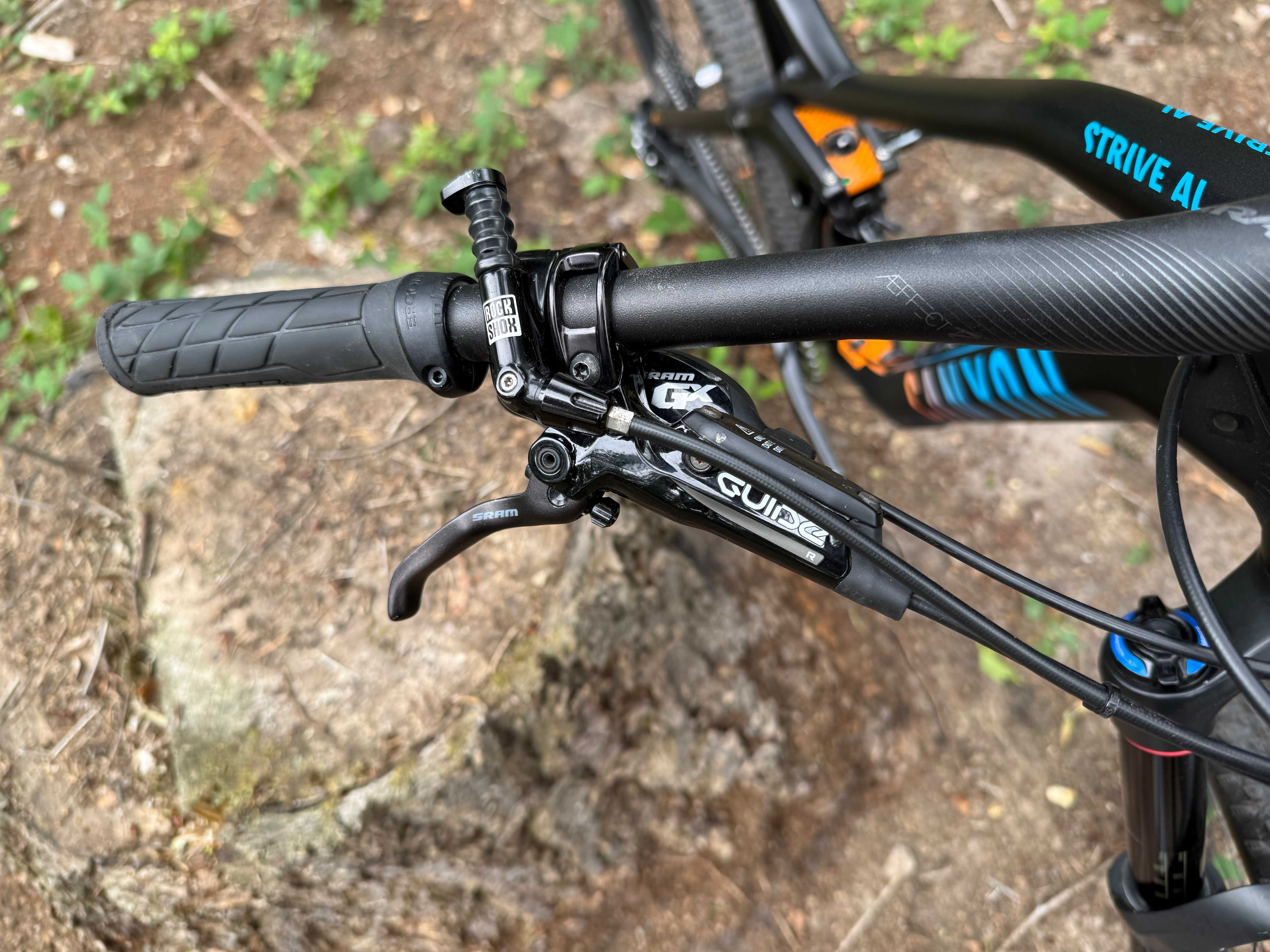 MTB Full Canyon Strive Al 5.0 Race 2017, rama L, kola 27,5