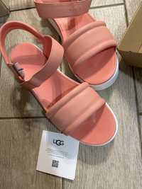 Сандали UGG, босоніжки