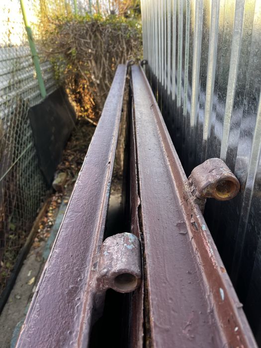 Brama garażowa dwuskrzydłowa