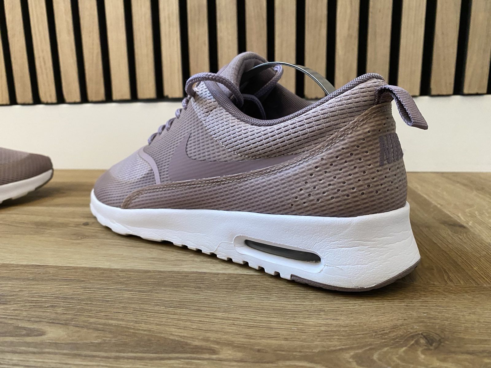 Śliczne buty sportowe / Nike Air Max Thea / rozmiar 42 / super stan