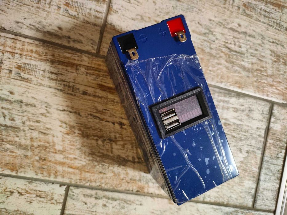 3s7p 12v кейс 18650 з екраном