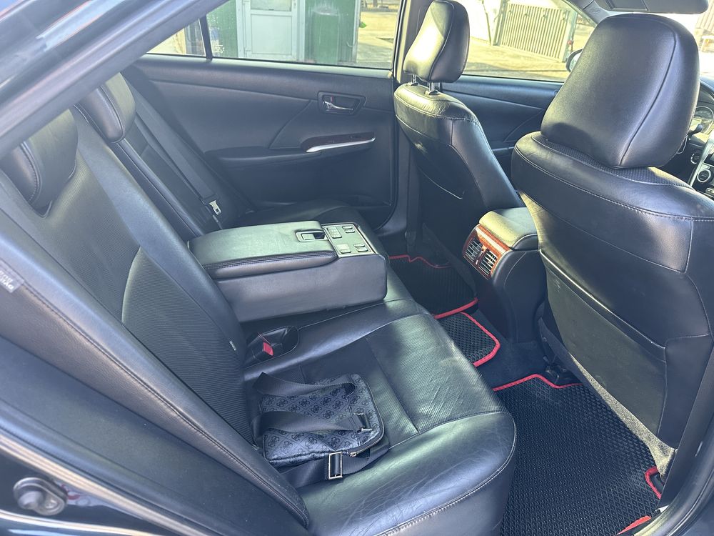 Toyota Camry 50