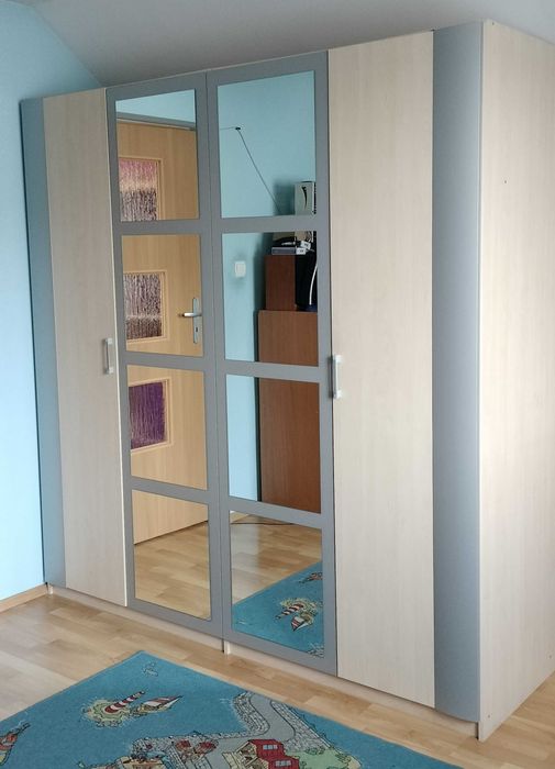 Komplet mebli do sypialni
