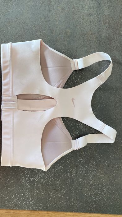 Top de desporto Nike tamanho S