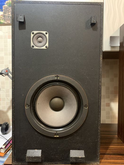 Акустическая система - колонки Sansui S-35. Цена за две.Япония. 45 Вт.