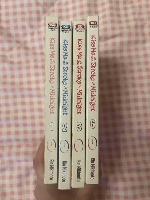 Kiss Me at the Stroke of Midnight Vol.1/2/3/6