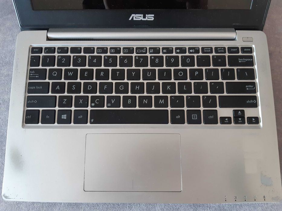 ASUS X201E – Intel Celeron 847, 4 GB RAM, SSD 240 GB – lekki laptop!