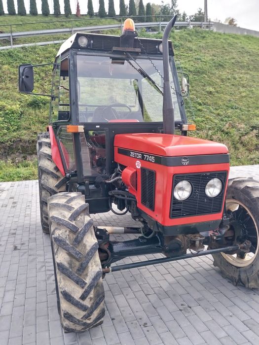 Zetor 7745 w bardzo pieknym stanie 4 opony orginal od nowosci