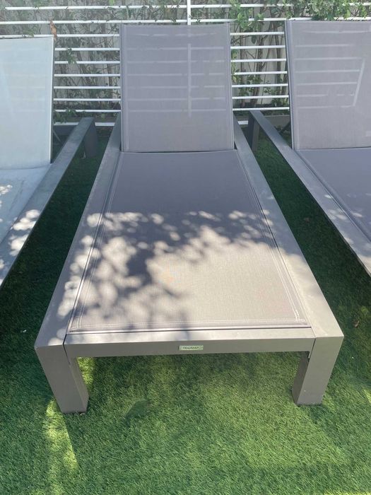 Hespéride  - Espreguiçadeira Reclinável com colchão