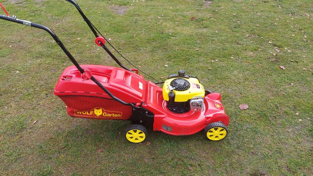 Kosiarka spalinowa  wolf garten jak nowa w bdb  kosz 5.5hp silnik brig