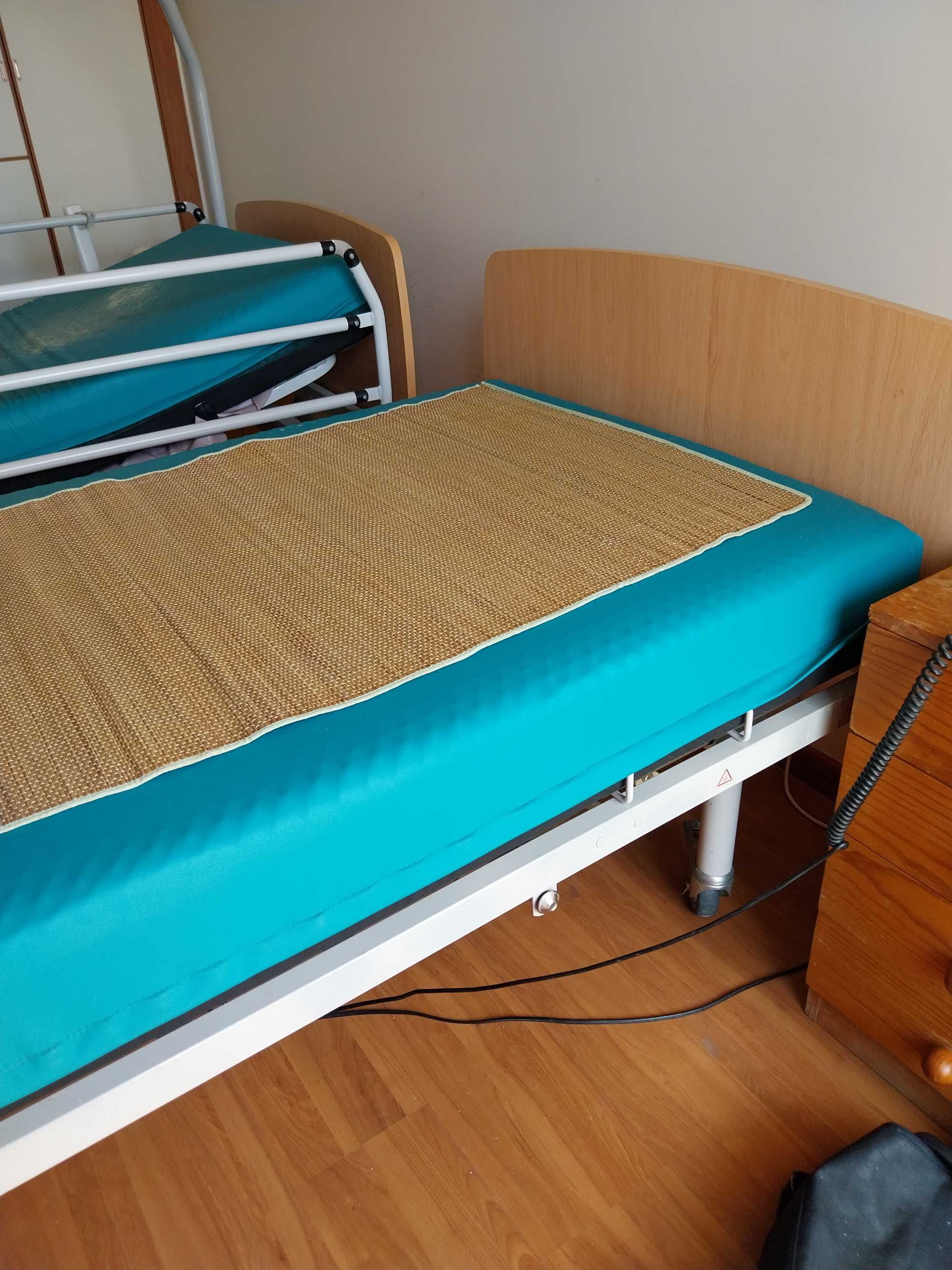 Cama articulada elétrica JMS - Hospitalar