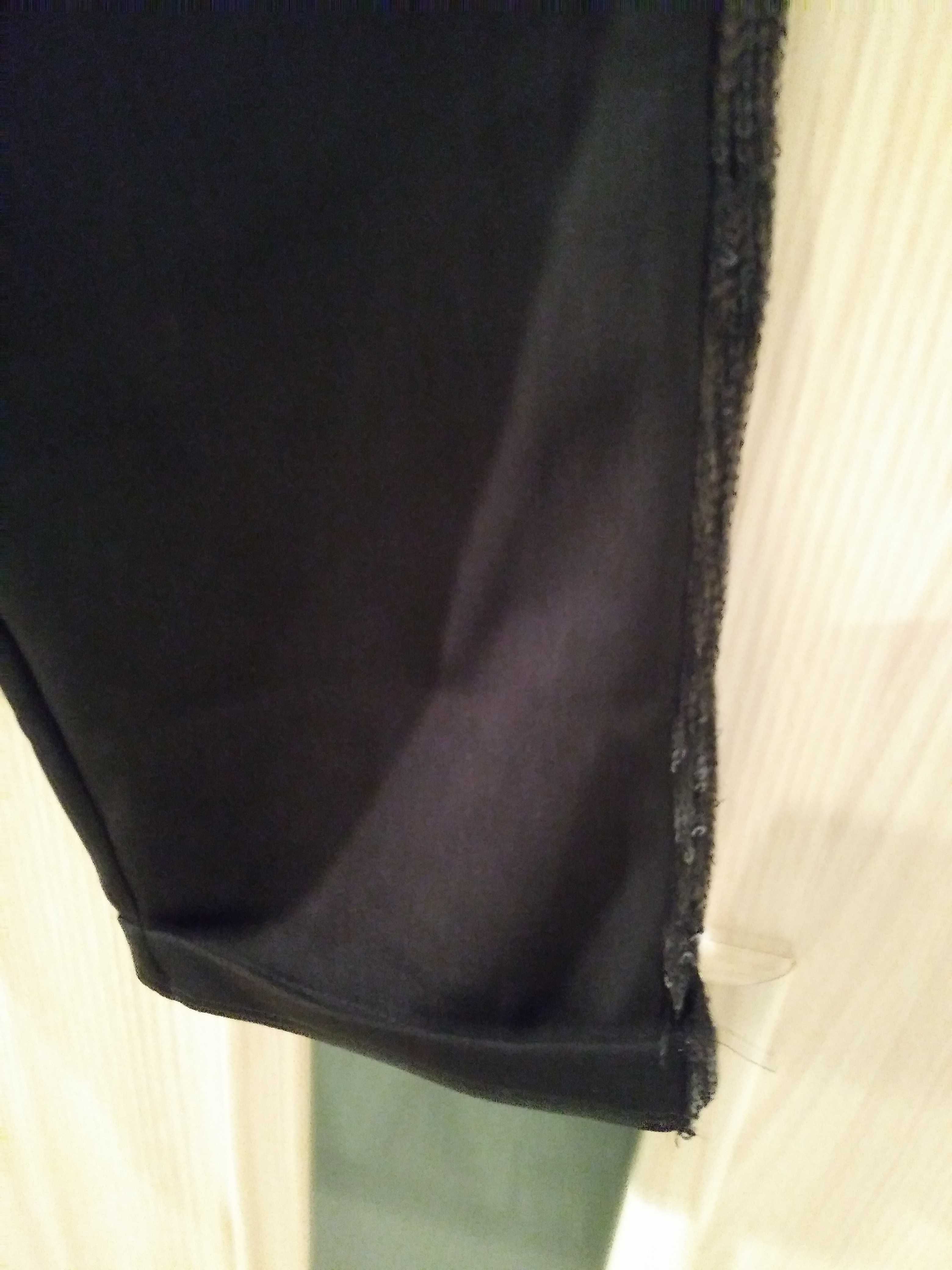 spodnie eleganckie z lampasem z cekinów czarnych, L/XL  firma Moraj
