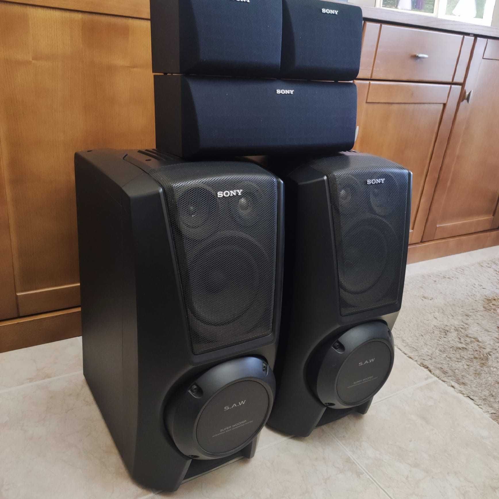 Colunas Sony XB8AV em ótimo estado.
