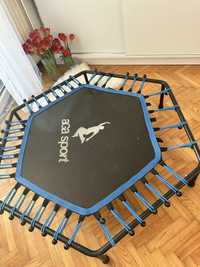 Trampolina trening fitness silownia pilates