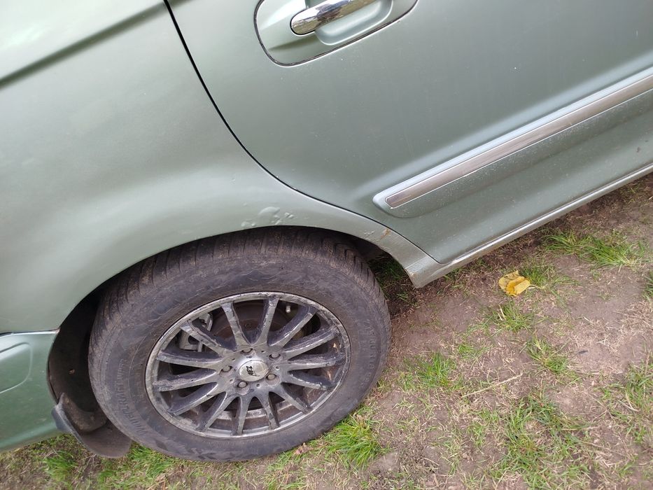 Продам надійного мінівена