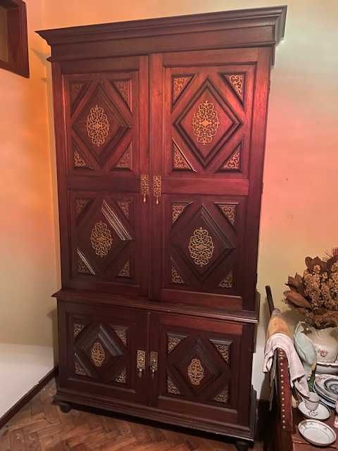 Armário de biblioteca