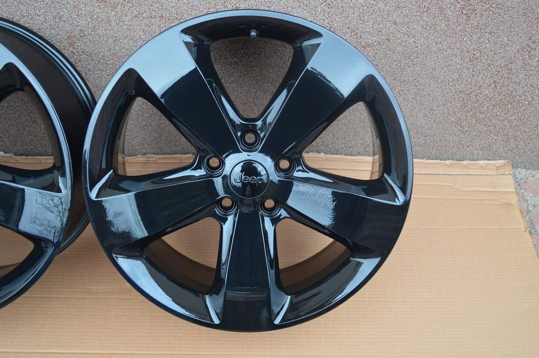 Czarne Felgi MOPAR 5x127 20" 8J Jeep Grand Cherokee WK2 Dodge Durango