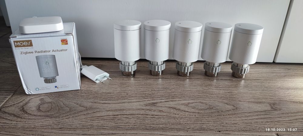 Zestaw głowic termostatycznych Tuya Zigbee