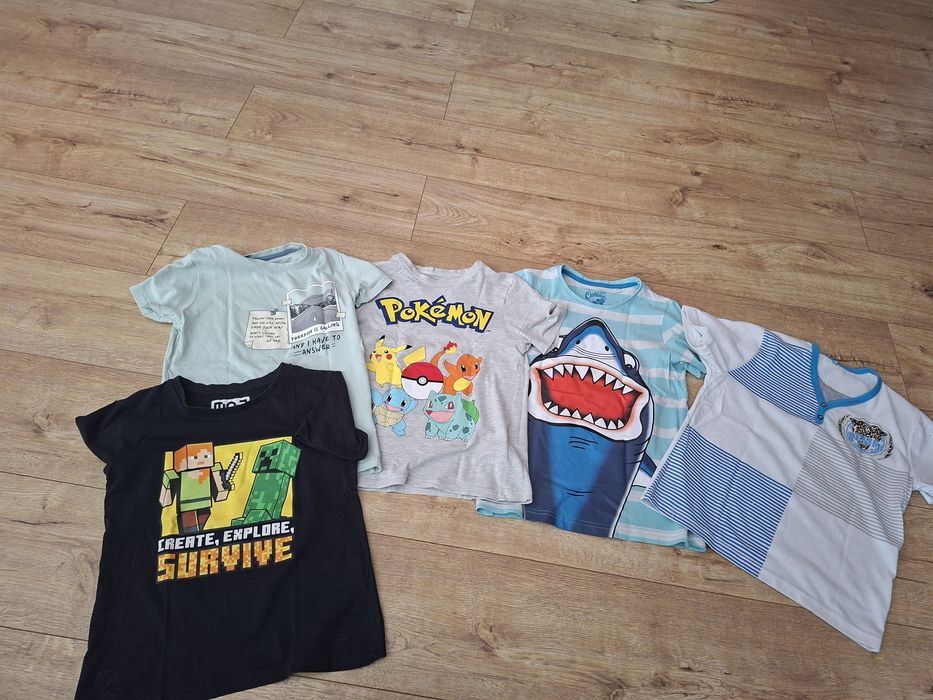 T-shirty dla chłopca 122/128