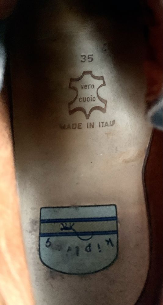 Włoskie skórzane buty 35