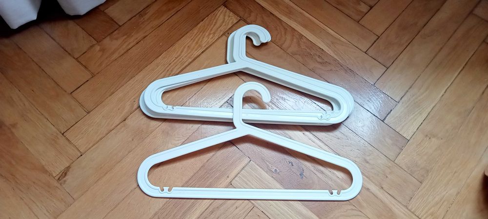 wieszaki na ubrania 6 sztuk